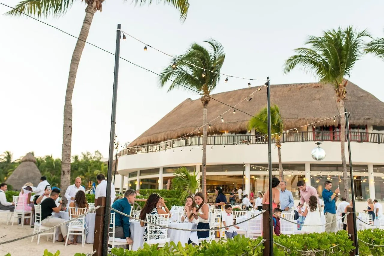 The Reef Coco Beach Resort & Spa Playa del Carmen 4*,