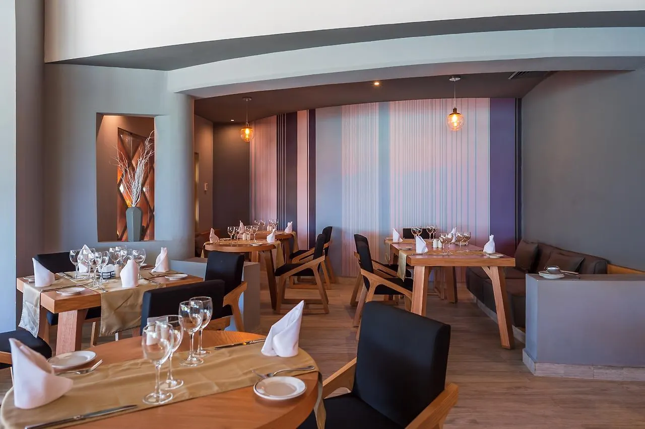 The Reef Coco Beach Resort & Spa Playa del Carmen